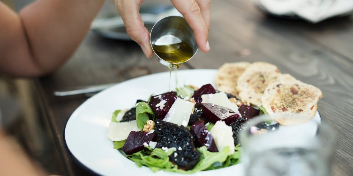 Only nonreusable bottled olive oil in Greek restaurants